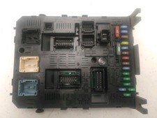 BOITIER FUSIBLES INTERIEUR Citroën C4 Grand Picasso (UA) 2010 9807028580