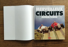 Slot - Scalextric - Merveilleux circuits miniatures - Van den Abeele - Glénat