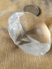 Presse Papiers En Cristal En Forme De Diamant