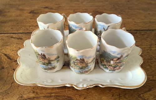 Service liqueur tasses - a,