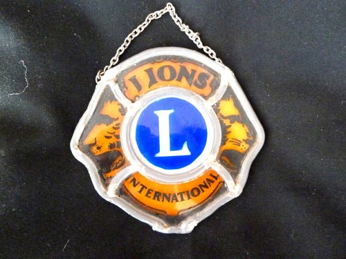 Plaque plomb verre lions - /,
