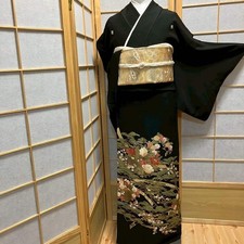 6091# Kimono Japonais Tomesode