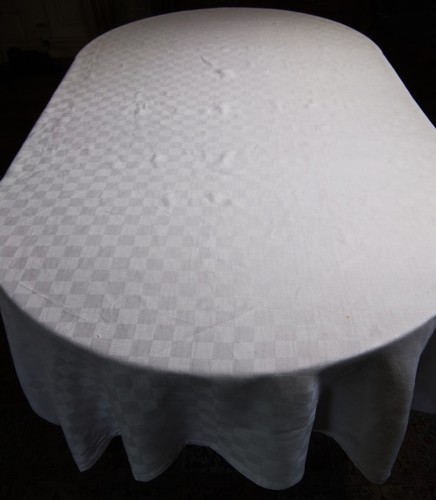 Nappe damassée 2m4 1m5 - de,
