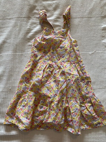 Jolie robe taille 8 ans - jolie,