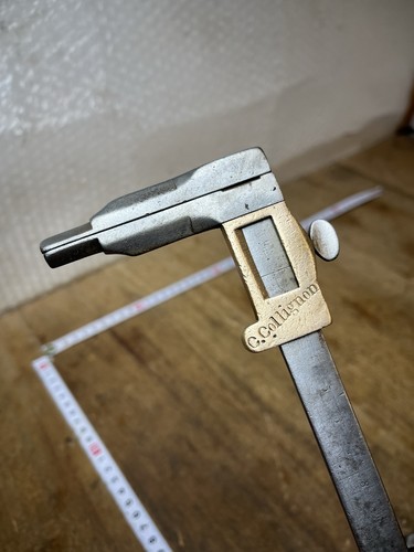 Pied coulisse old tool - coulisse,