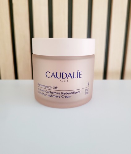 Caudalie resveratrol lift - caudalie,