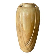 Vase époque Art nouveau 1900 en grès beige au décor de drapé signé au fond