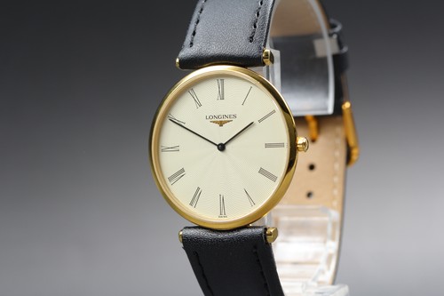 Presque comme neuve - [], montre