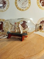 Boat in Bottle , Bateau en