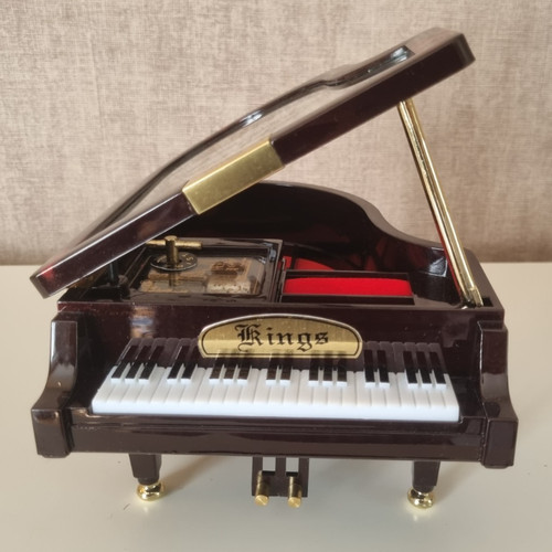 Boîte bijoux musicale - à,
