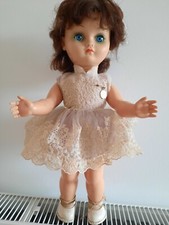 Poupée Bella 44cm habillée