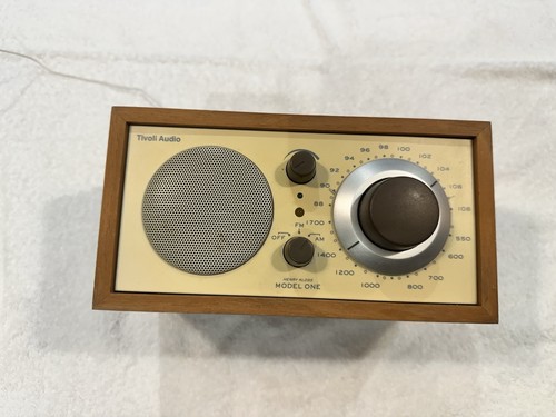 Henry kloss tivoli audio - kloss, model