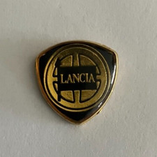81 - Pin's LOGO LANCIA AUTOMOBILES