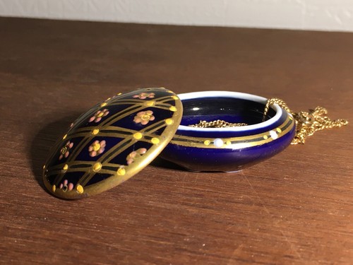 Boite bijoux pilules - à,
