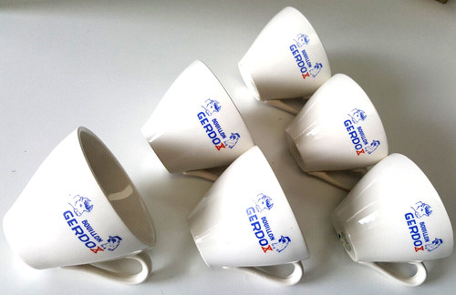 Ancien service tasses - 6,