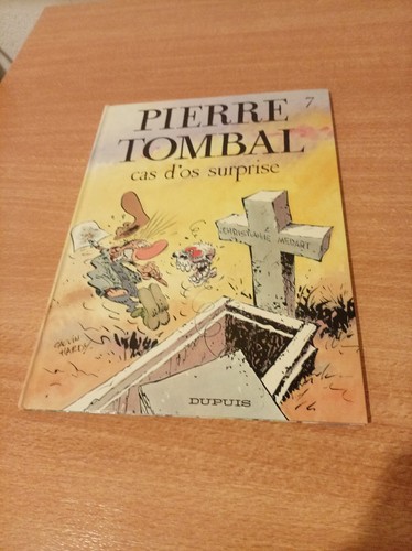 Pierre tombal eo - pierre,