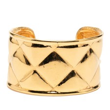 Chanel plaqué Matelassé Cuff