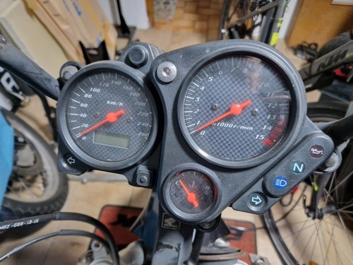 Compteur honda hornet 600cc - compteur,