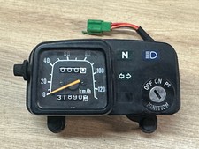 UN COMPTEUR TABLEAU DE BORD MOTO SUZUKI DR 125 SE 1995 A 2000 SF44A SANS NEIMAN