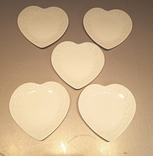 5 Assiettes  à dessert  coeur