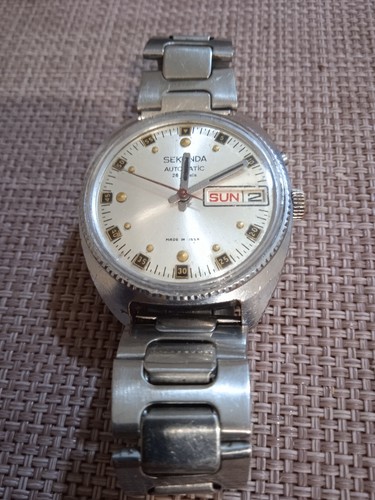 Sekonda wristwatch stones - sekonda,