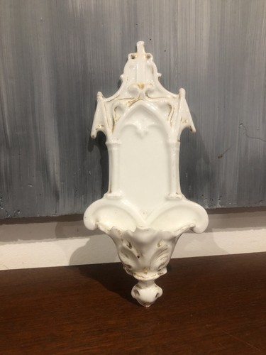 Petit bénitier porcelaine - en,