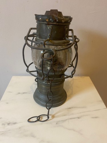 Ancienne lanterne pétrole - lanterne,