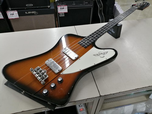 Guitare basse électrique