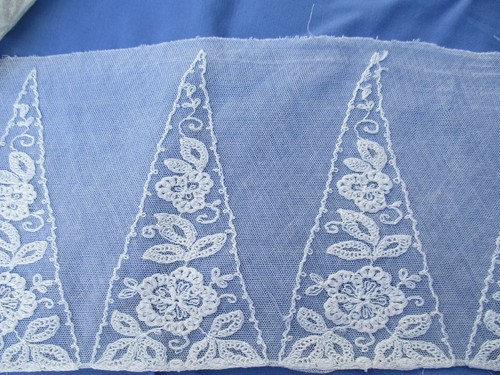 Tulle brodé ancien 4 - brodé, (1925)