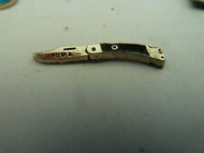 PIN'S  ARMES  /   COUTEAU PUMA