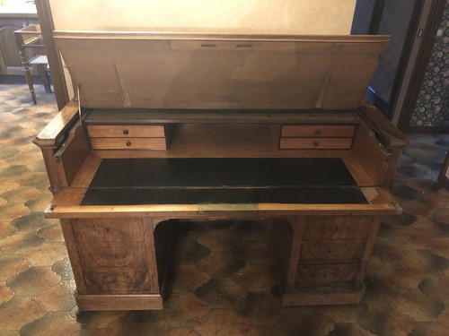 Grand bureau américain - grand,