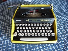 Ancienne Machine à Ecrire REMINGTON Riviera Sperry rand