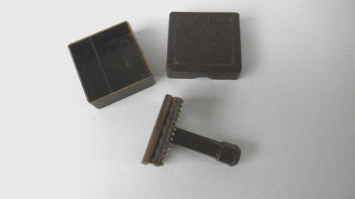 Ancien rasoir mecanique - ancien,
