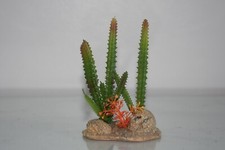 Vivarium Cactus & Fleur Avec Rock Base 9 x 6 x 13 CM Flexible Tiges Désert