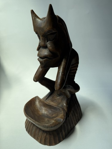 Vtg hand carved - •, devil