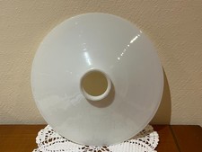 ANCIEN ABAT-JOUR EN OPALINE