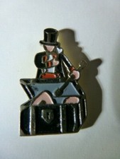 pin pin's magie magician magic magique prestidigitation prestidigitateur