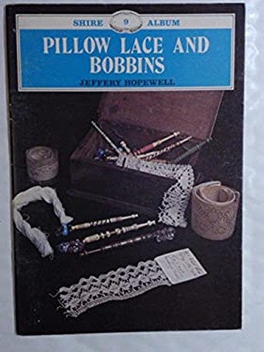 Coussin dentelle bobines - en, et