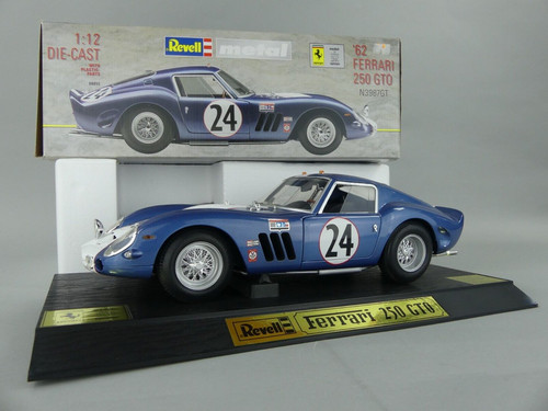 Revell metal ferrari - revell, 1/12