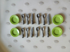Vaisselle PLAYMOBIL - Assiettes verte anis et couverts pour quatre personnes