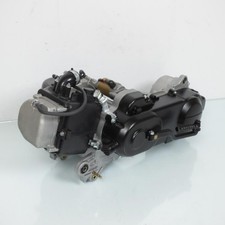 Bloc moteur pour scooter