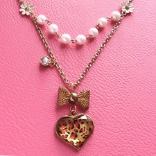 COLLIER chaine doré clair perles nacrées blanche coeur léopard fêtes mères noël