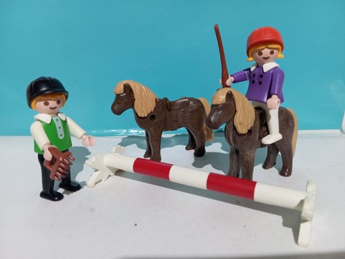 Figurines anciennes playmobil - anciennes,