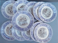 SÉRIE D'ASSIETTES PARLANTES