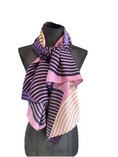 Très Belle Et Authentique