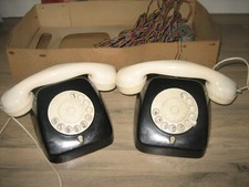 Ancien jouet téléphone - ancien,