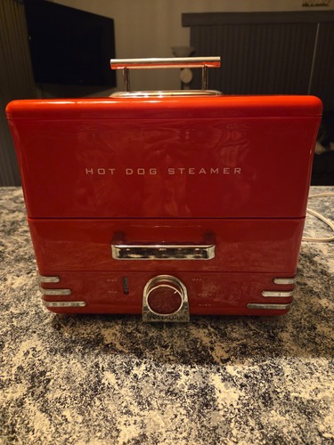 Red nostalgia hot dog machine - red,