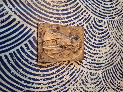 Belle plaque medaille argent - belle,