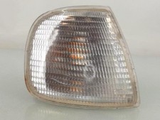 Optique avant secondaire droit