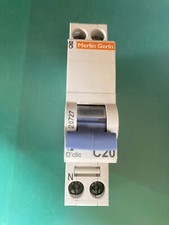 Merlin gerin disjoncteur 2p 20A D'clic 20727